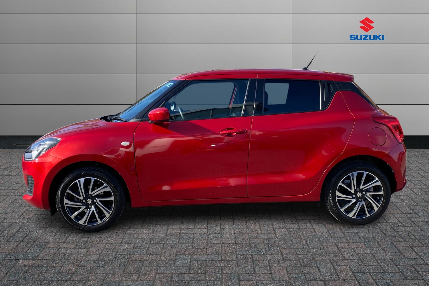 Used Suzuki Swift 2023 for sale - 78134767: Photo 9