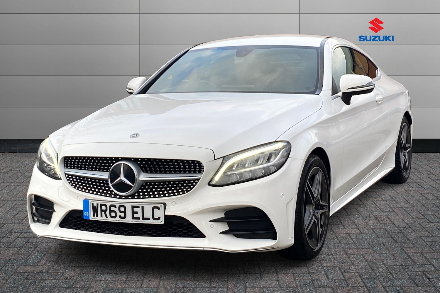 Used Mercedes-Benz C Class 2019 for sale - 77938389: Photo 4