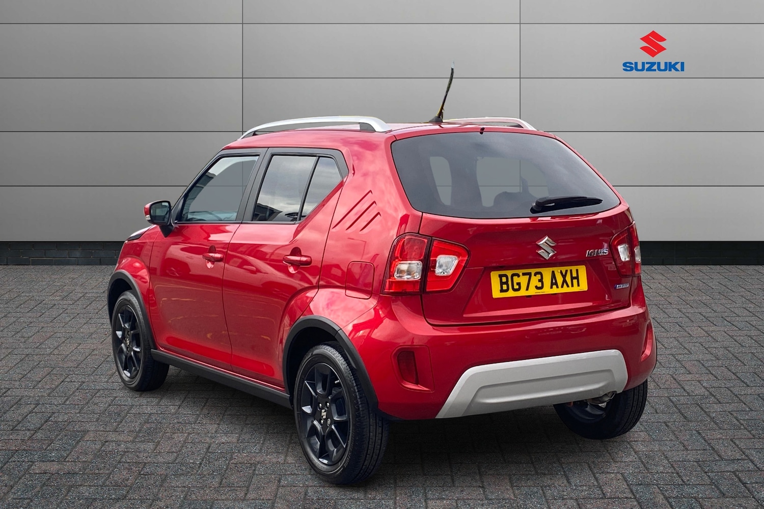 Used Suzuki Ignis 2023 for sale - 76676072: Photo 2