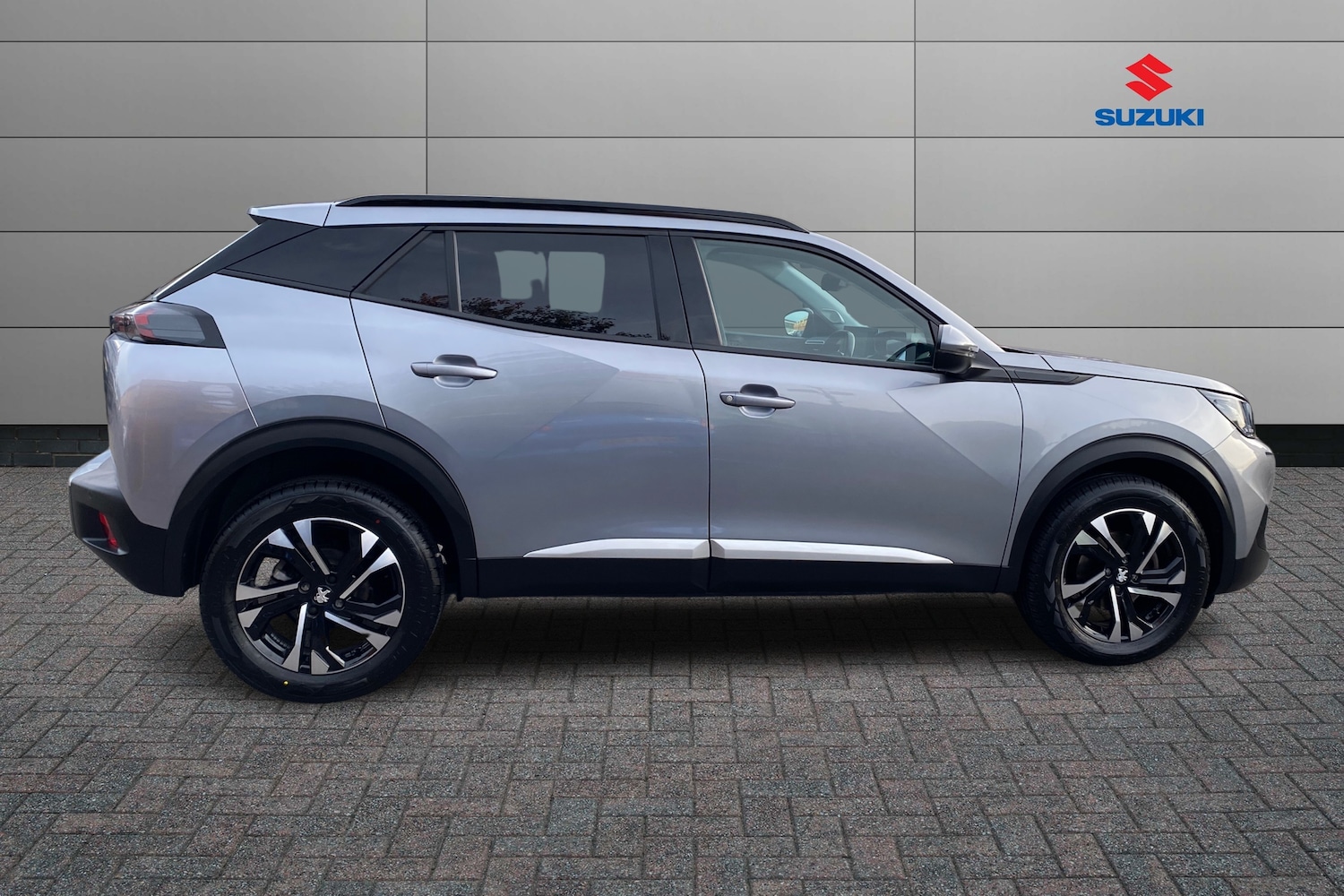 Used Peugeot 2008 2021 for sale - 76673917: Photo 8