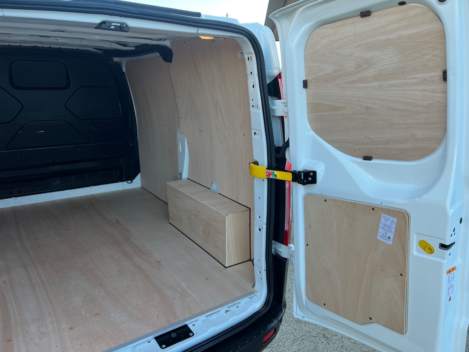 Used Ford Transit Custom 2020 for sale - 76588678: Photo 21