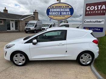 Used Ford Fiesta 2020 for sale - 79230470: Photo