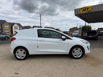 Used Ford Fiesta 2020 for sale - 79230470: Photo