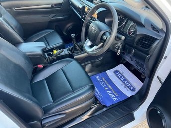 Used Toyota Hilux 2021 for sale - 76963016: Photo 19