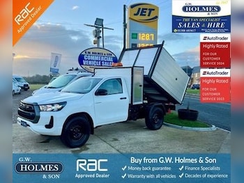 Toyota Hilux feature image