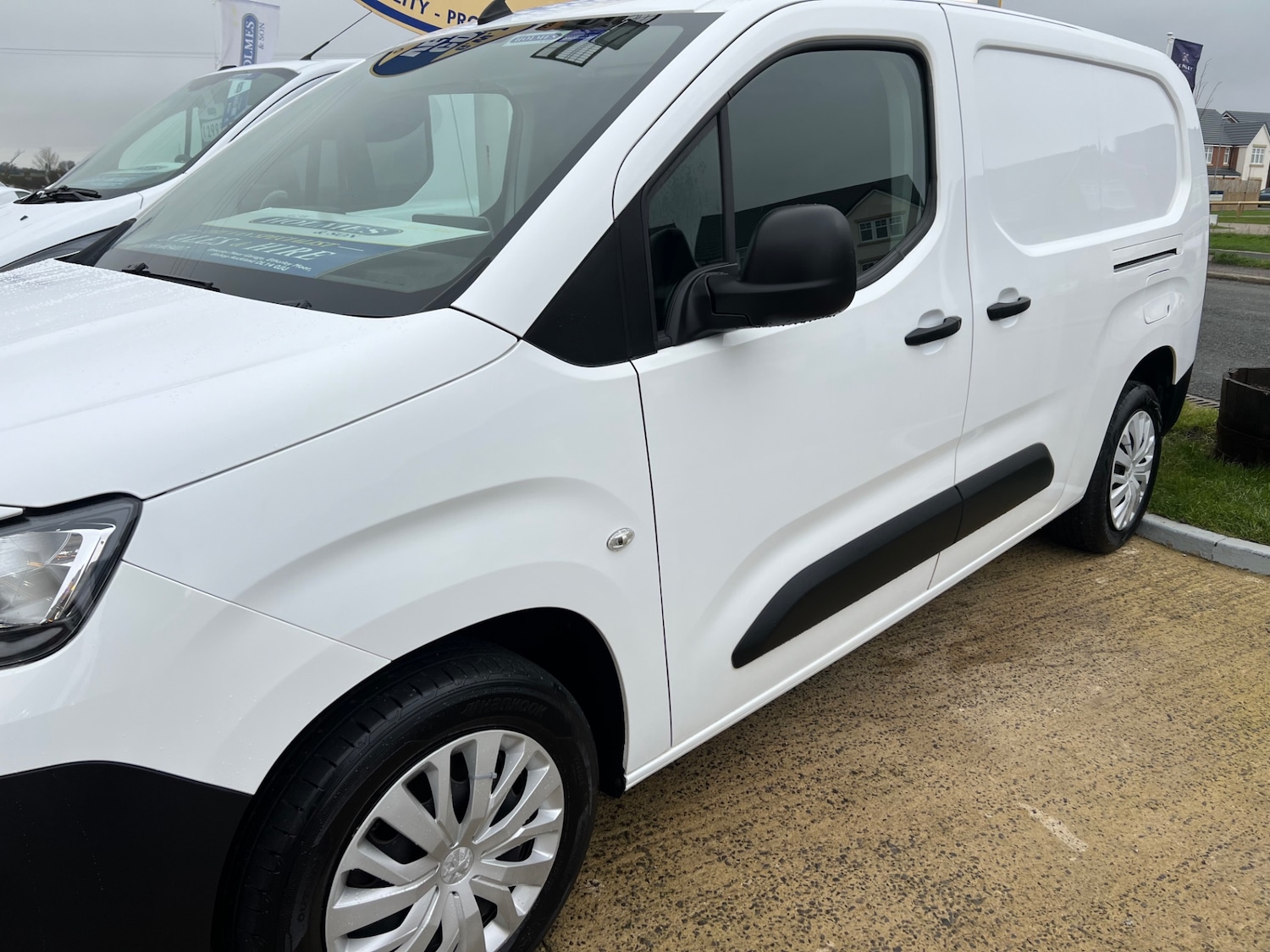 Used Peugeot Partner 2020 for sale - 76919121: Photo 11