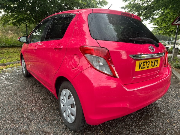 Used Toyota Yaris 2013 for sale - 75392649: Photo 22