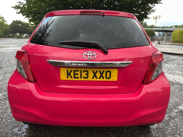 Used Toyota Yaris 2013 for sale - 75392649: Photo 24