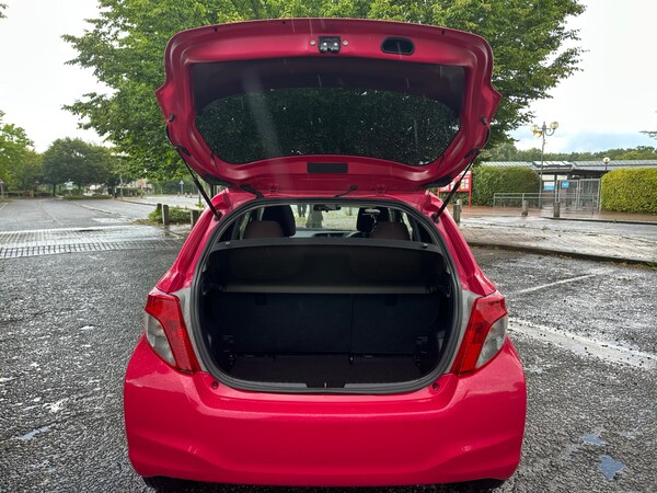 Used Toyota Yaris 2013 for sale - 75392649: Photo 31