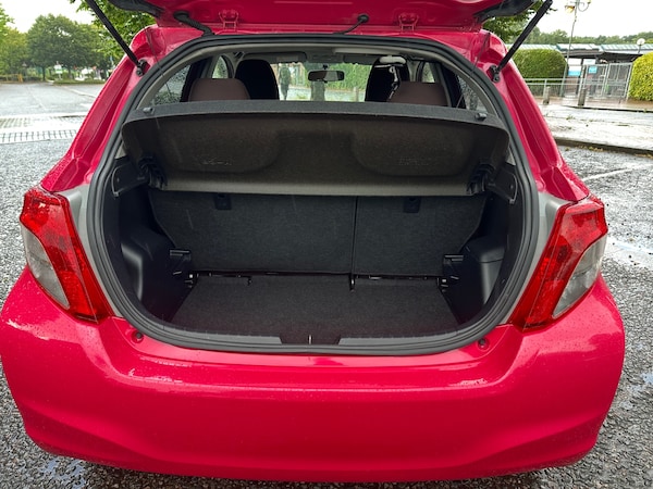 Used Toyota Yaris 2013 for sale - 75392649: Photo 32
