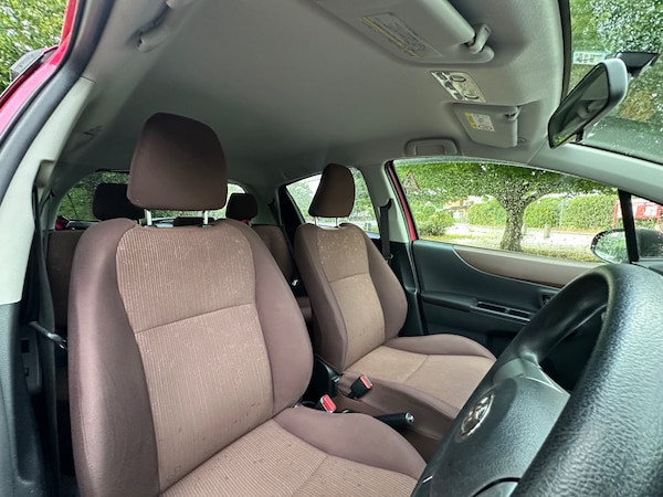 Used Toyota Yaris 2013 for sale - 75392649: Photo 46