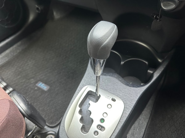 Used Toyota Yaris 2013 for sale - 75392649: Photo 61