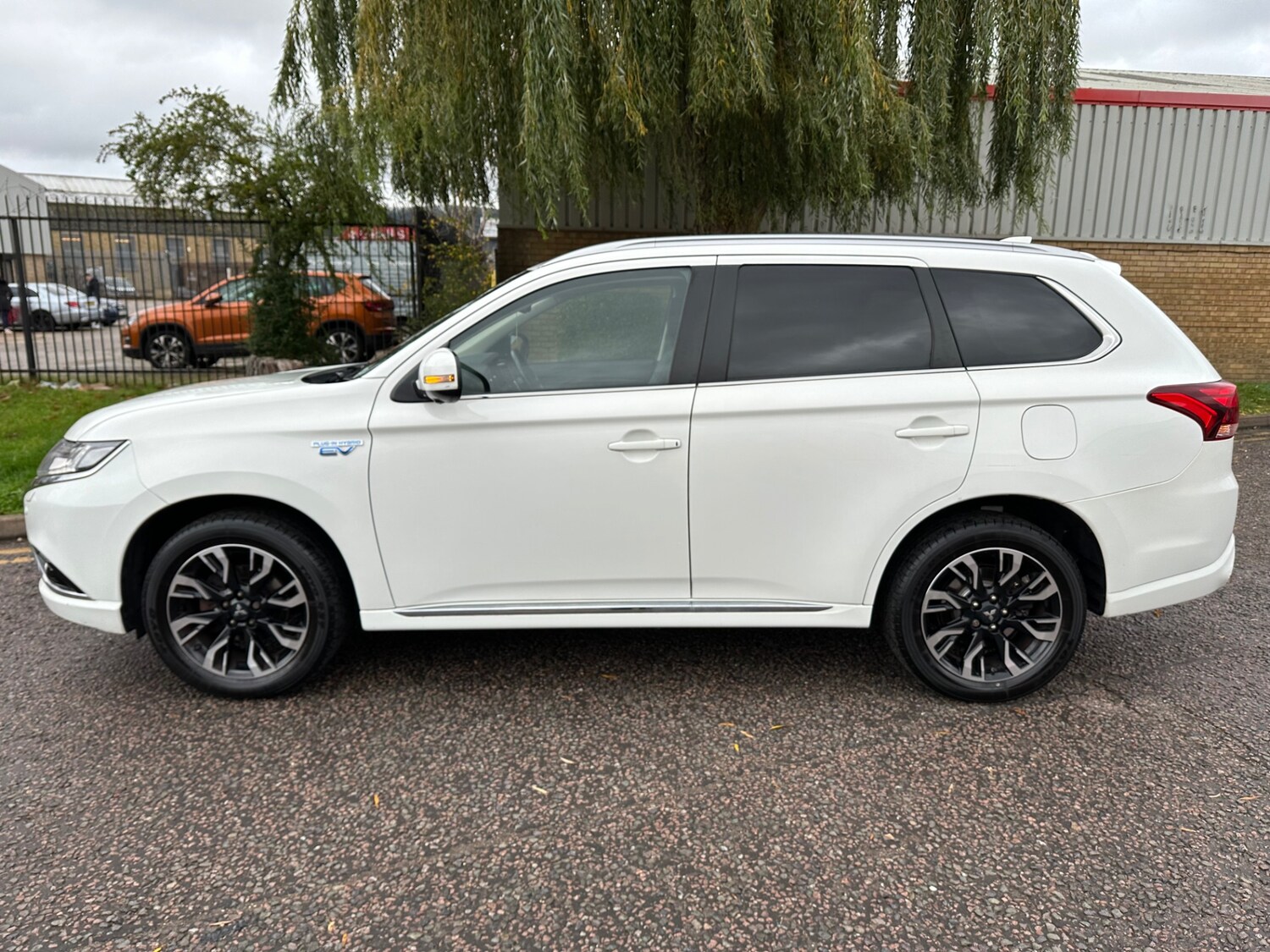 Used Mitsubishi Outlander 2017 for sale - 76450652: Photo 11