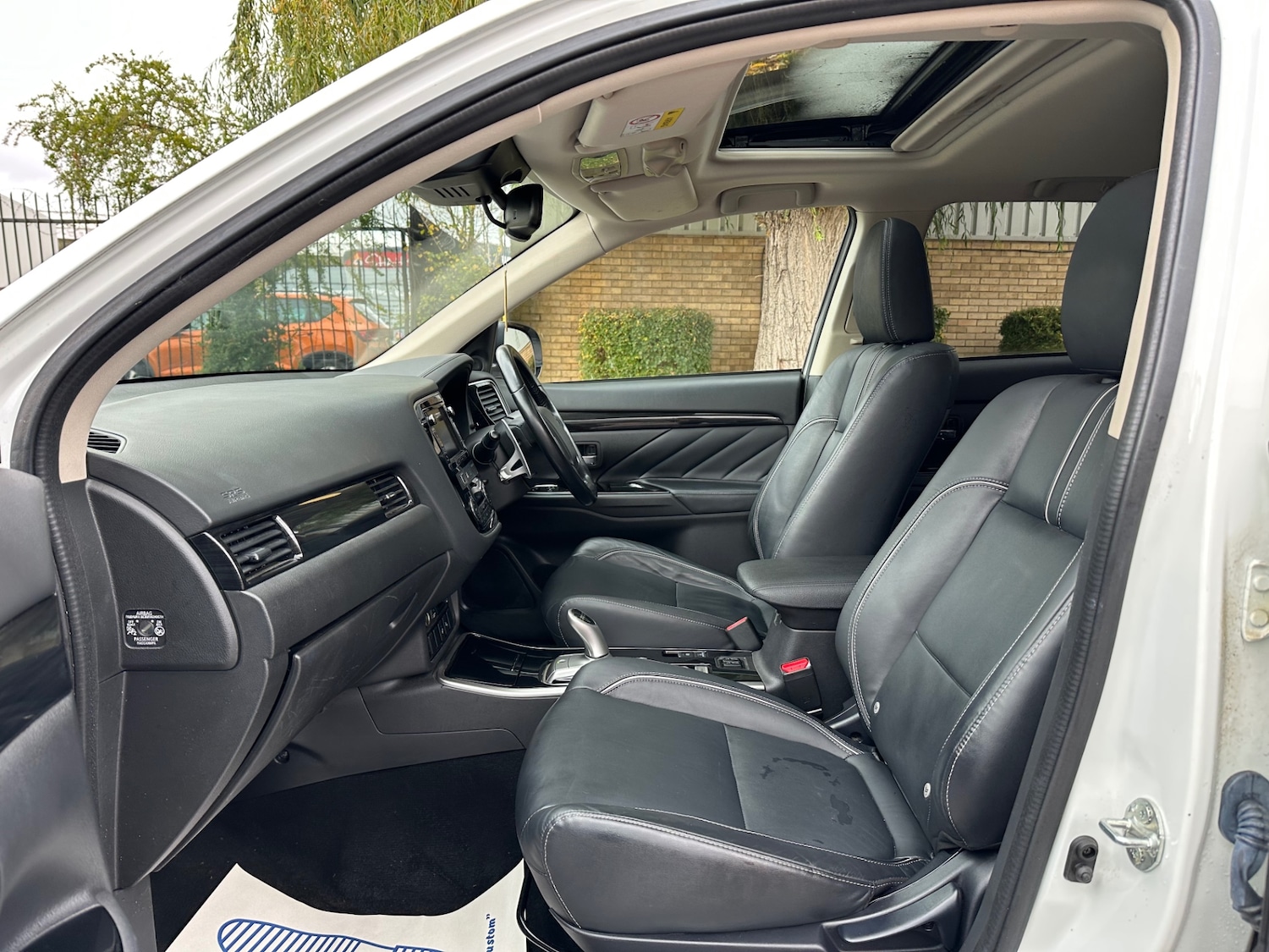 Used Mitsubishi Outlander 2017 for sale - 76450652: Photo 14