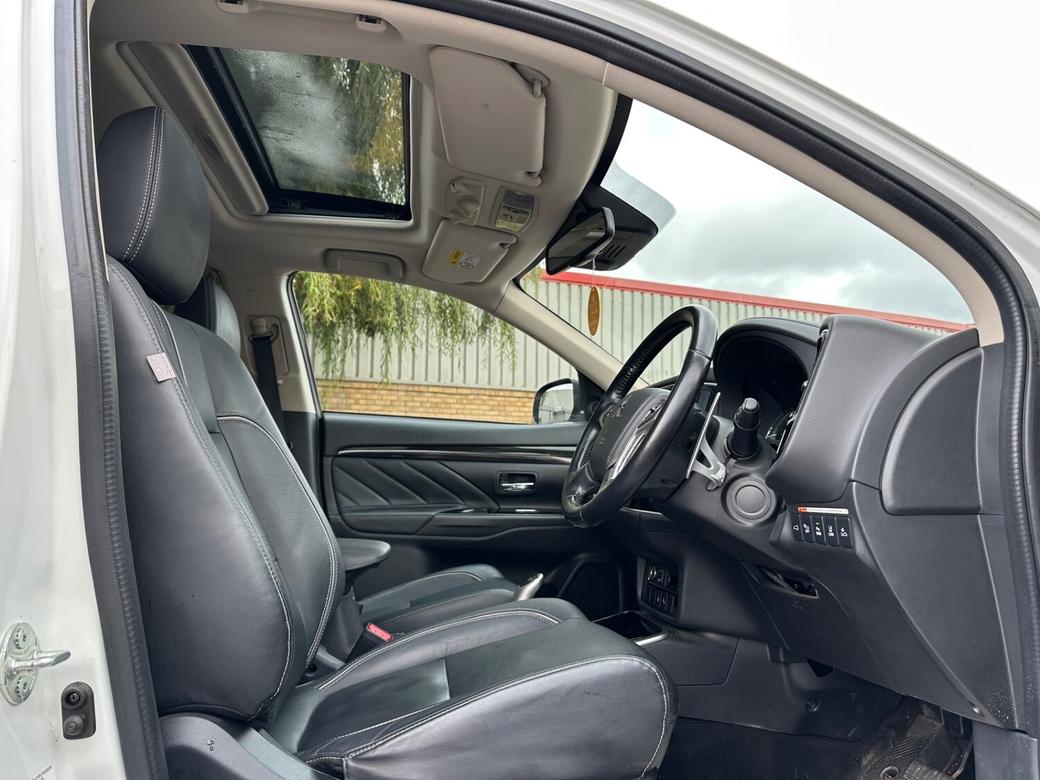 Used Mitsubishi Outlander 2017 for sale - 76450652: Photo 34