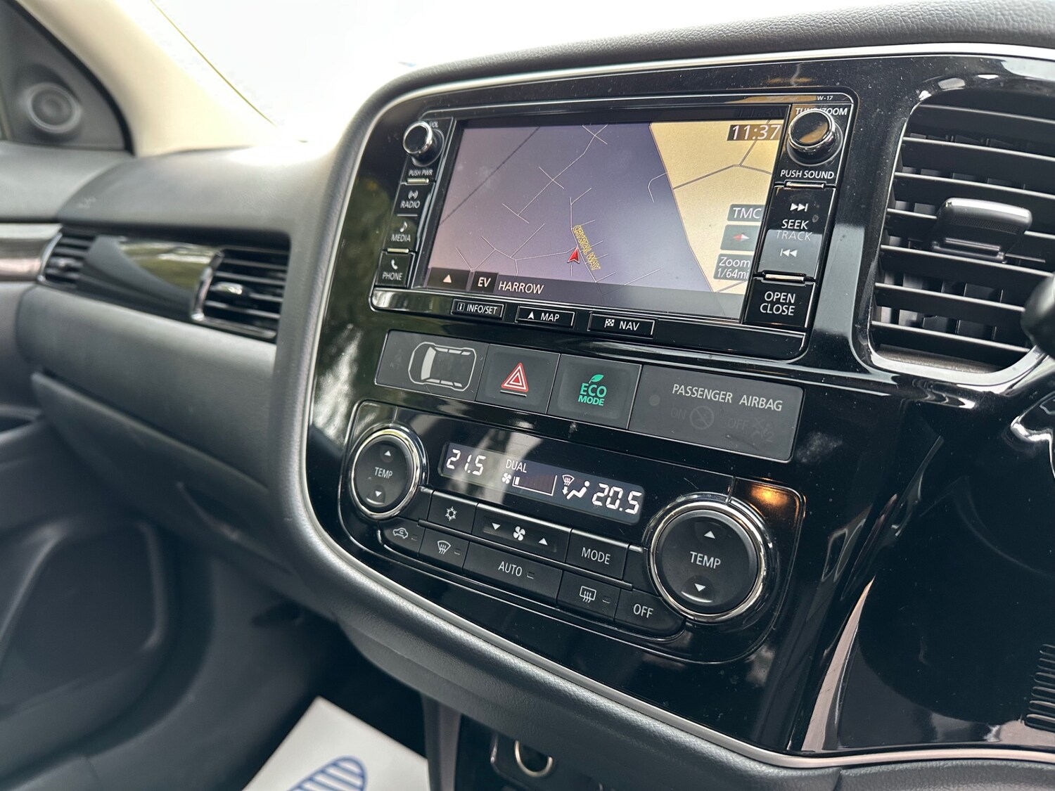 Used Mitsubishi Outlander 2017 for sale - 76450652: Photo 36