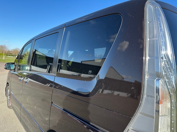 Used Nissan Serena 2014 for sale - 75300656: Photo 32
