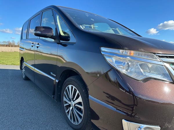Used Nissan Serena 2014 for sale - 75300656: Photo 41