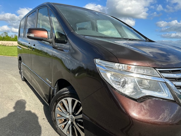 Used Nissan Serena 2014 for sale - 75300656: Photo 4