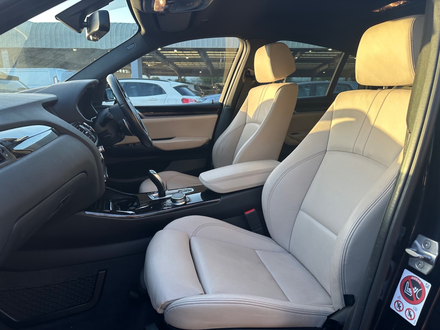 Used BMW X4 2017 for sale - 76571329: Photo 17