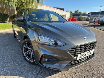 Used Ford Focus 2018 for sale - 76098852: Photo