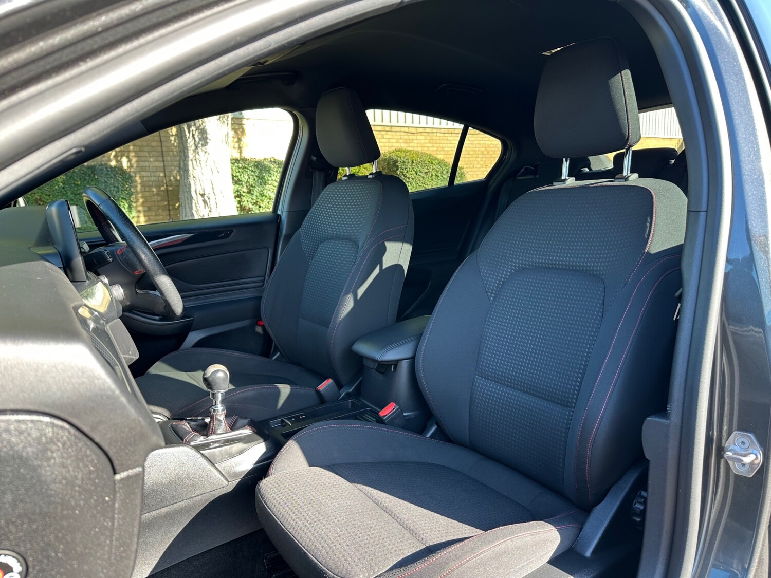 Used Ford Focus 2018 for sale - 76098852: Photo 23