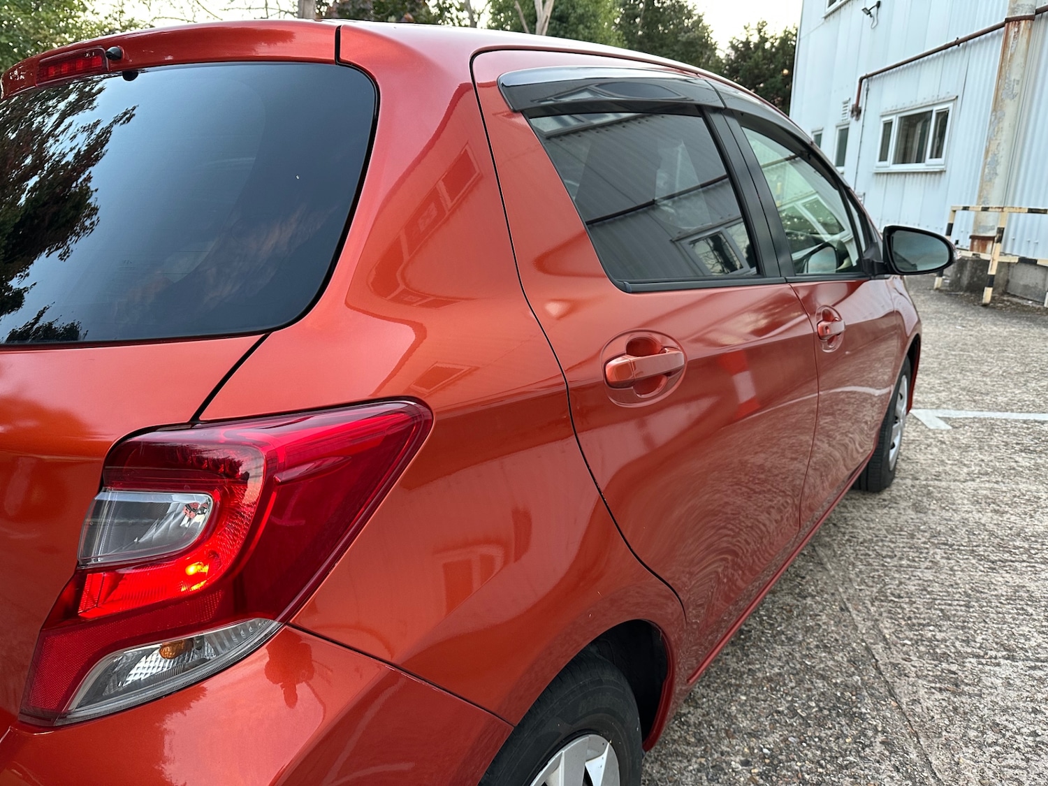 Used Toyota Yaris 2015 for sale - 75777912: Photo 30
