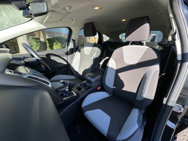 Used Ford Focus 2013 for sale - 76134660: Photo 22