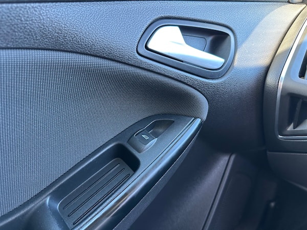 Used Ford Focus 2013 for sale - 76134660: Photo 65
