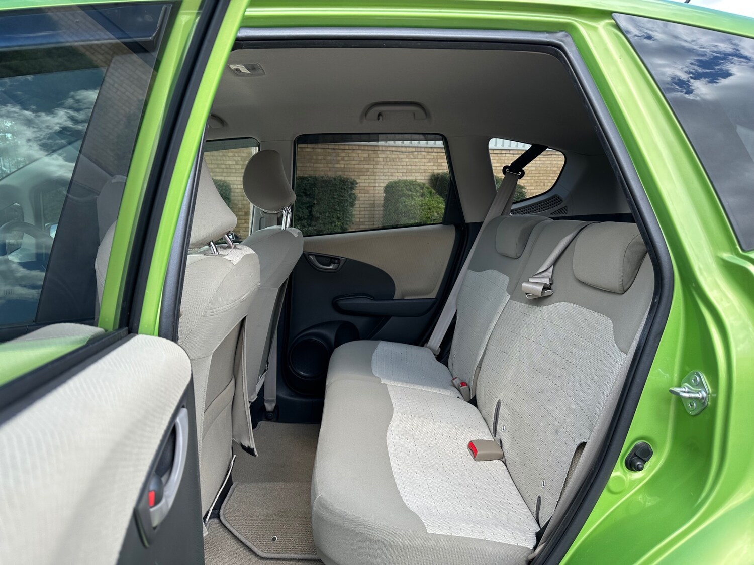 Vehicle 29