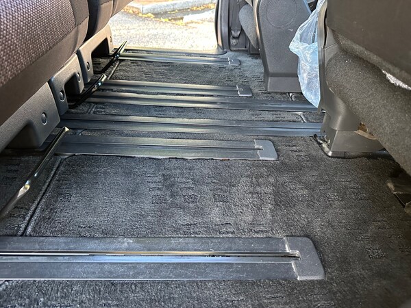 Used Nissan Serena 2014 for sale - 75392223: Photo 51