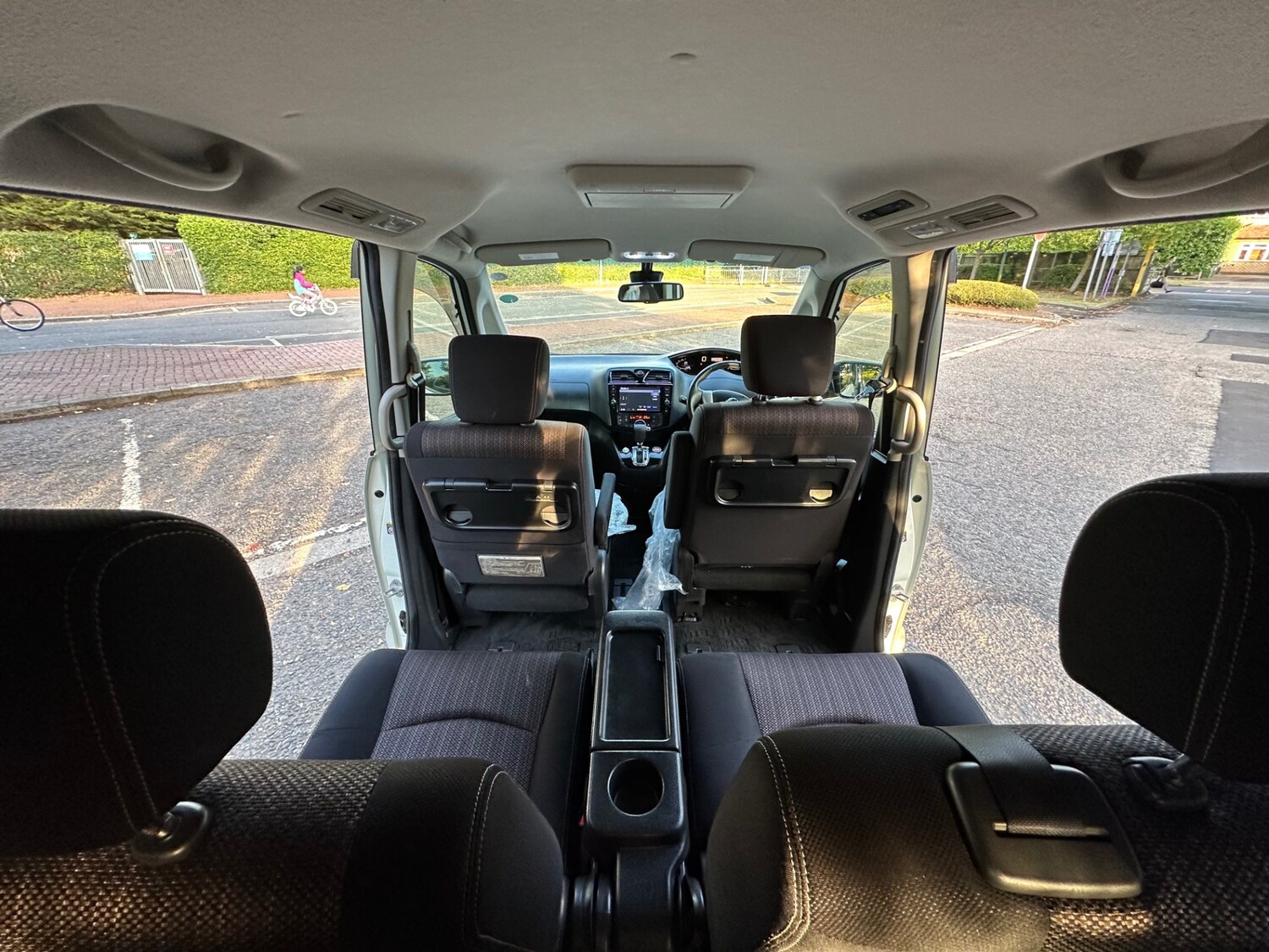 Used Nissan Serena 2014 for sale - 75392223: Photo 57