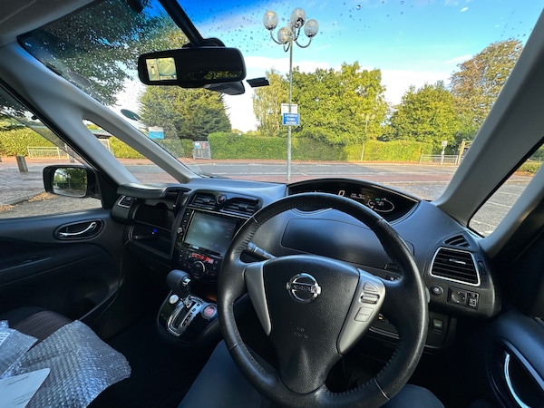 Used Nissan Serena 2014 for sale - 75392223: Photo 81