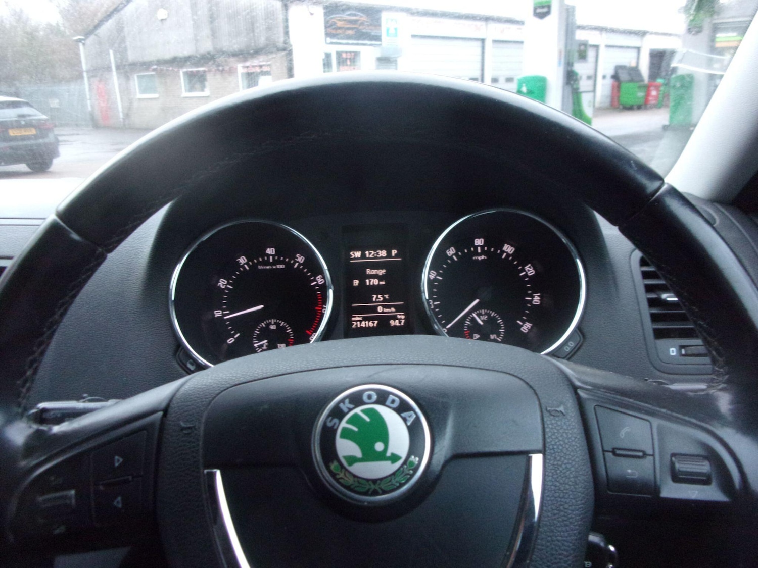 Used Skoda Yeti 2013 for sale - 77237601: Photo 5