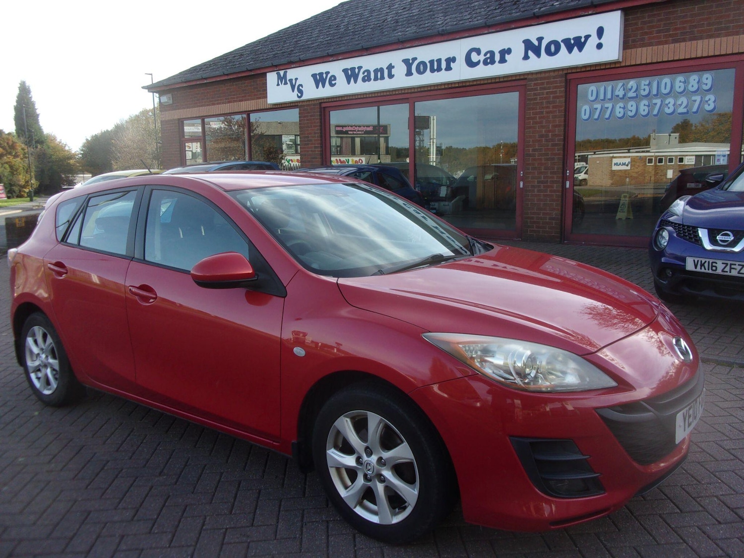 Used Mazda Mazda3 2010 for sale - 76314317: Photo 2