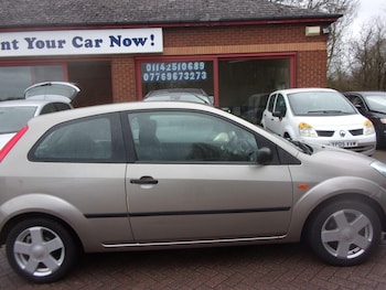 Used Ford Fiesta 2004 for sale - 78292394: Photo