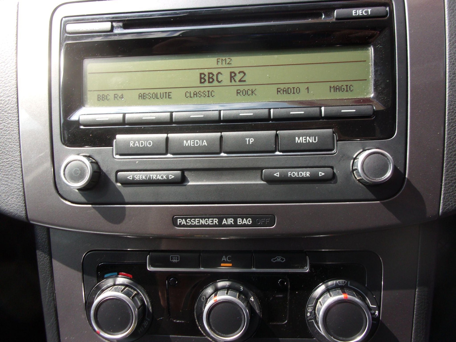 Used Volkswagen Passat 2010 for sale - 76953457: Photo 16