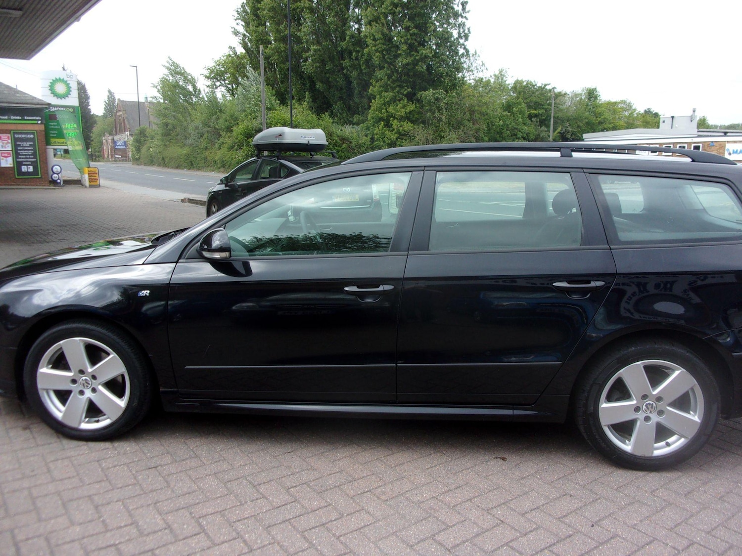 Used Volkswagen Passat 2010 for sale - 76953457: Photo 5