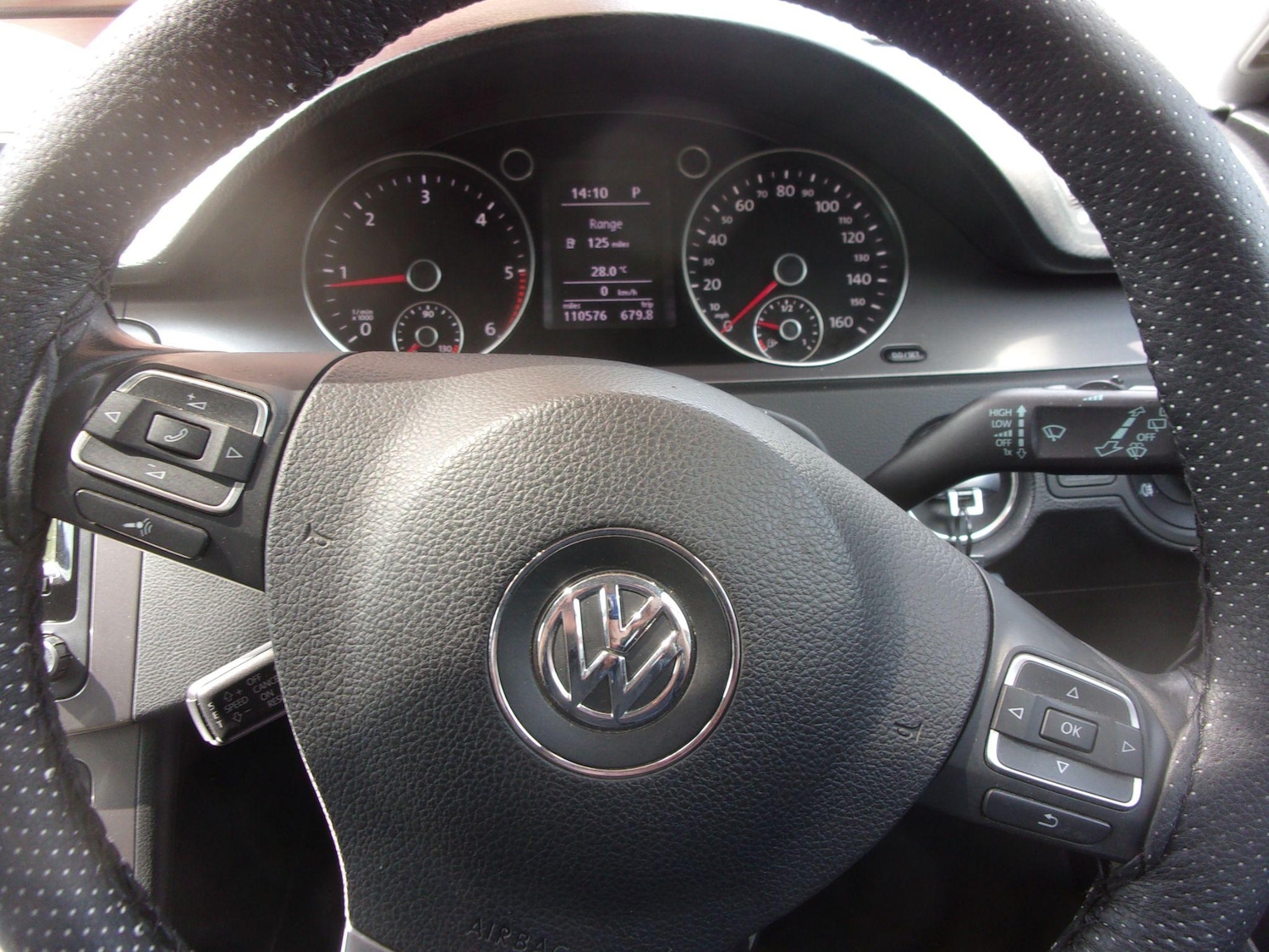 Used Volkswagen Passat 2010 for sale - 76633670: Photo 15
