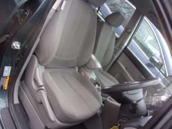 Used Kia Carens 2009 for sale - 75215025: Photo