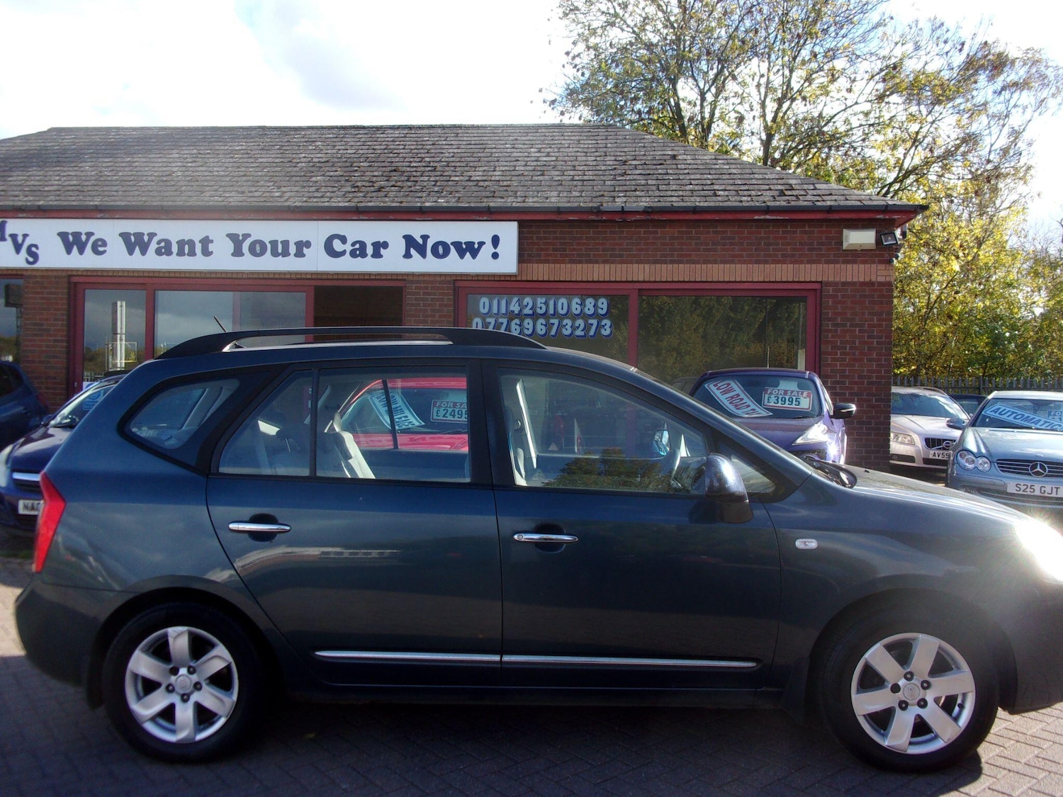 Used Kia Carens 2009 for sale - 75884183: Photo 8