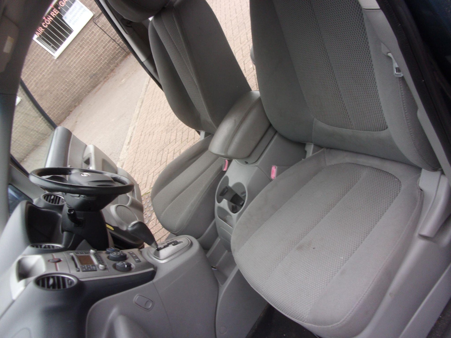 Used Kia Carens 2009 for sale - 75884183: Photo 9