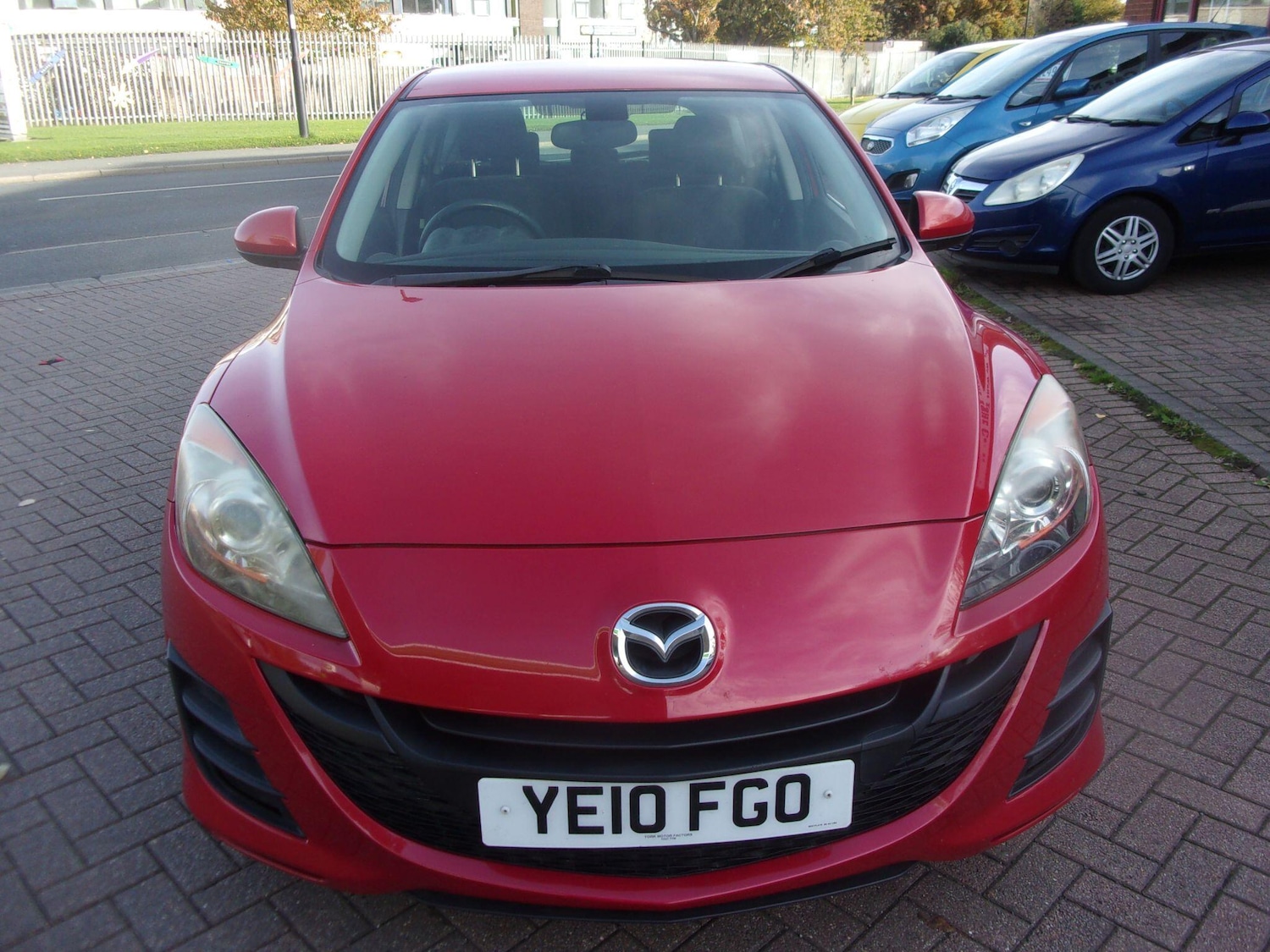 Used Mazda Mazda3 2010 for sale - 76633813: Photo 3