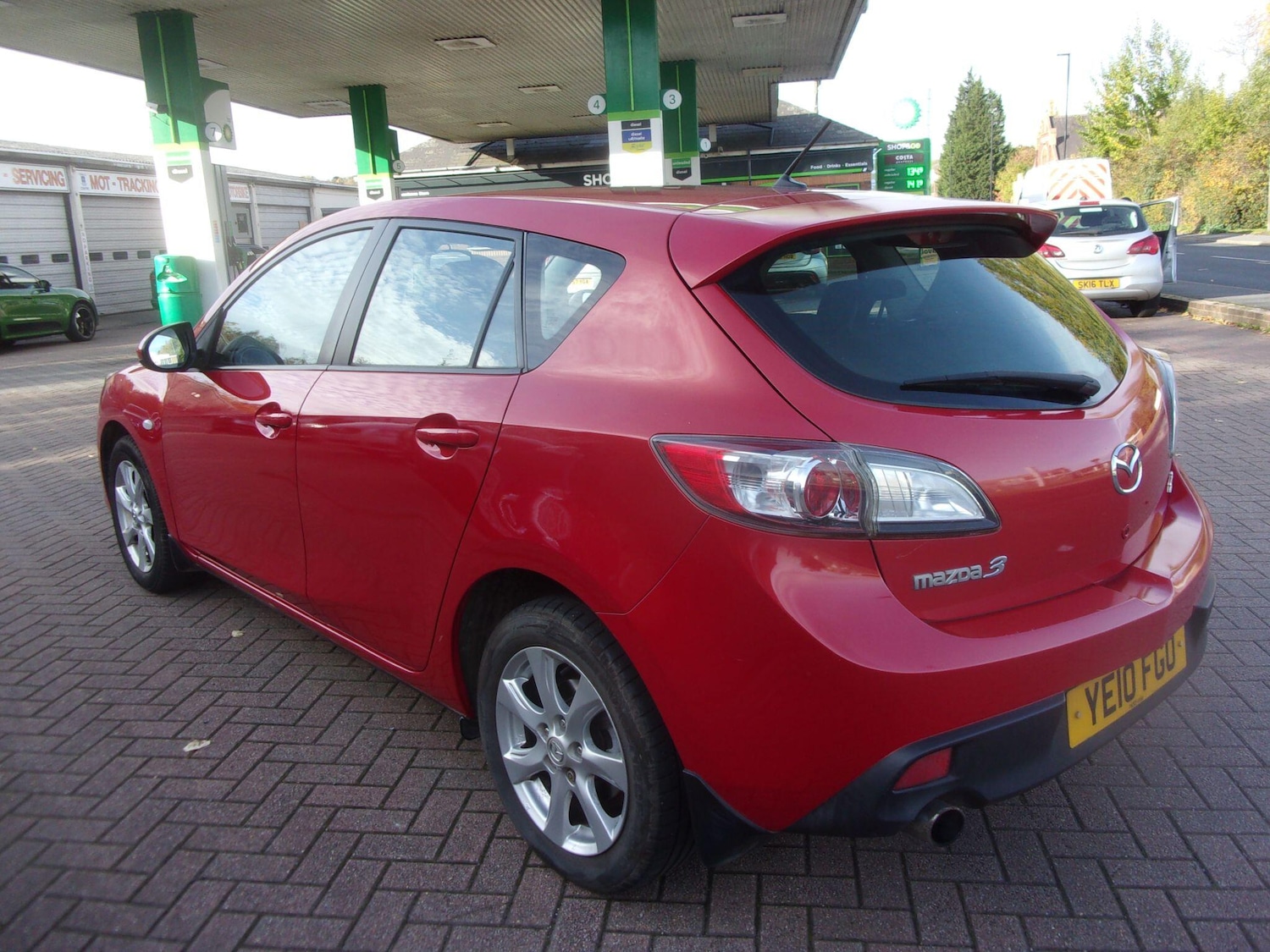 Used Mazda Mazda3 2010 for sale - 76633813: Photo 6