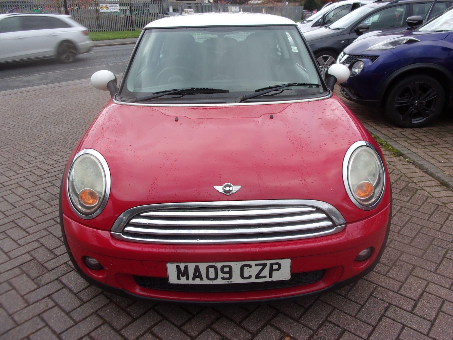 Used MINI Hatch 2009 for sale - 76521925: Photo 2
