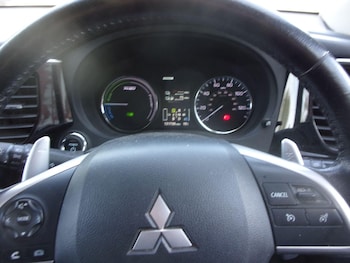 Used Mitsubishi Outlander 2015 for sale - 78404056: Photo