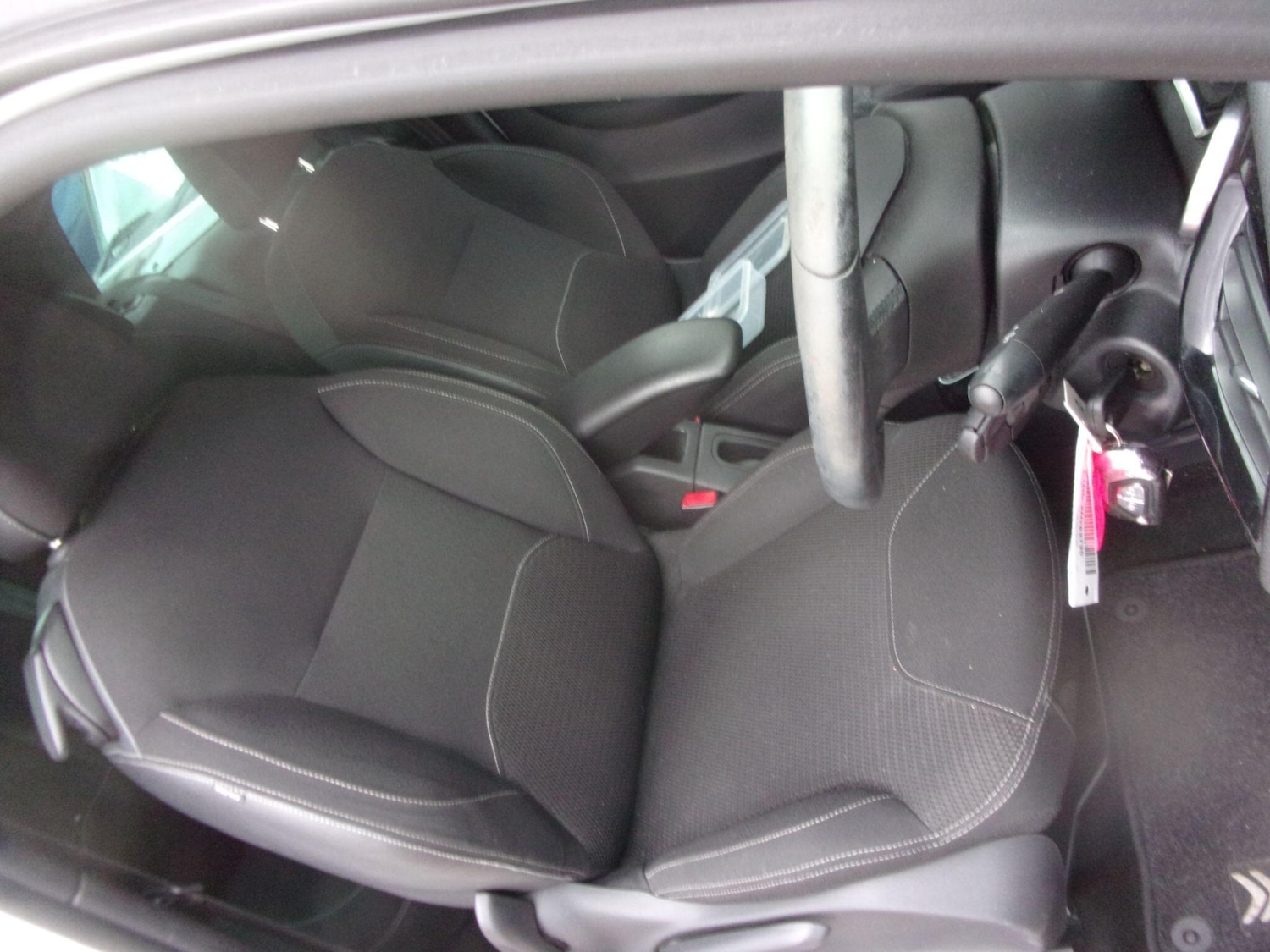 Used Citroen DS3 2011 for sale - 76060899: Photo 4