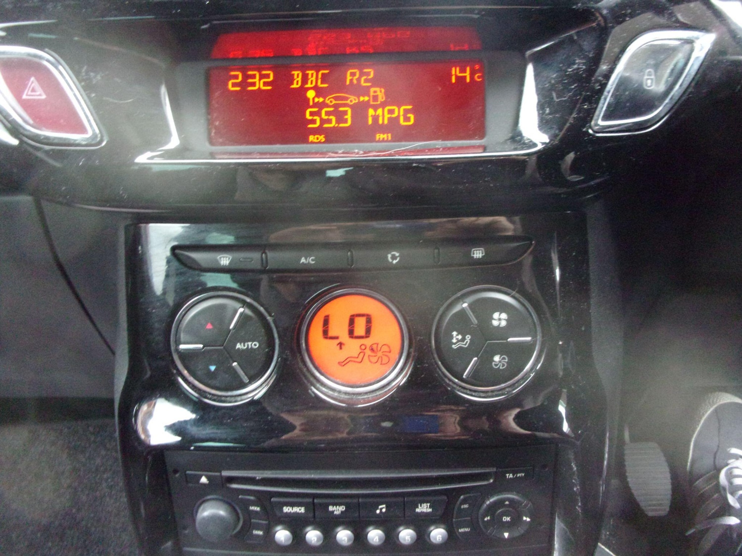 Used Citroen DS3 2011 for sale - 76060899: Photo 6