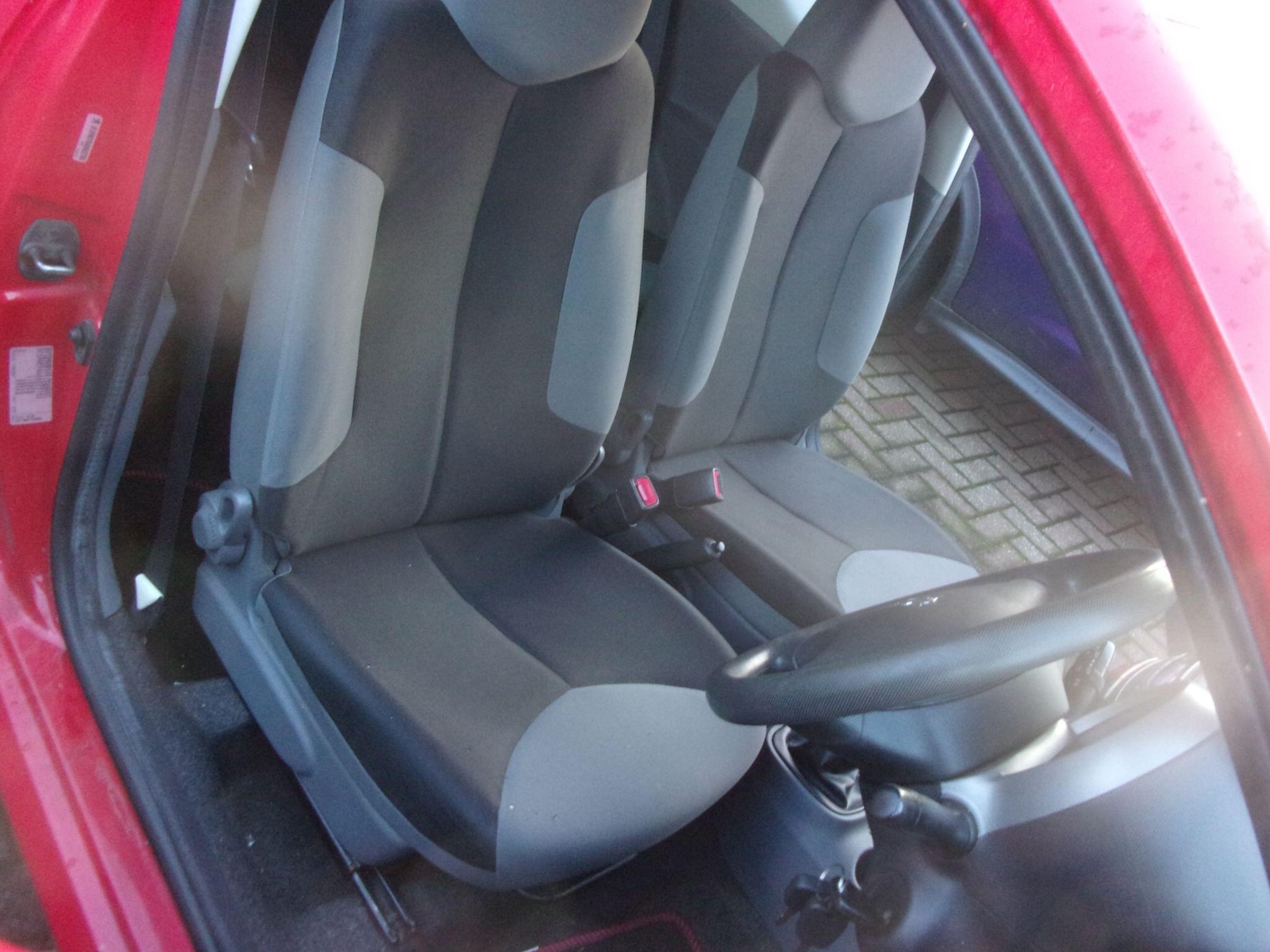 Used Peugeot 107 2012 for sale - 76952677: Photo 11