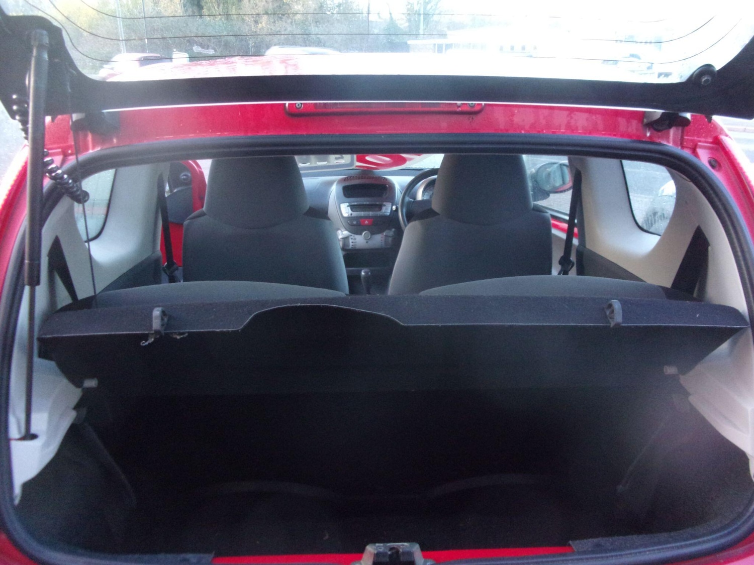 Used Peugeot 107 2012 for sale - 76952677: Photo 12